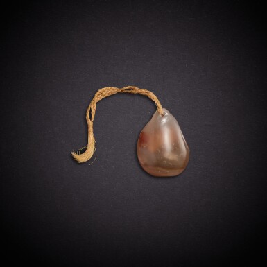 View full screen - View 1 of Lot 9511. An agate pendant | 瑪瑙吊墜.
