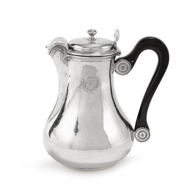 View full screen - View 1 of Lot 467. A silver coffee-pot on flat base, marker's mark illegible, possibly that of Jacques-Pierre Marteau, Paris, 1769-1770 | Verseuse marabout en argent uni, poinçon d'orfèvre illisible, peut-être Jacques-Pierre Marteau, Paris, 1769-1770.