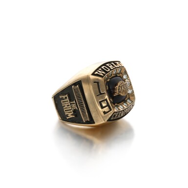 View full screen - View 1 of Lot 5. Los Angeles Lakers 1982 NBA Championship Ring | Employee Version.