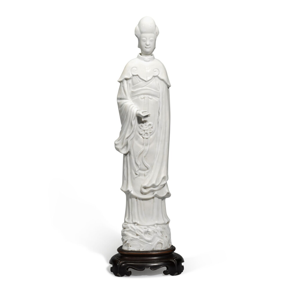 View full screen - View 1 of Lot 331. A Dehua figure of Guanyin, Qing dynasty, Kangxi period.