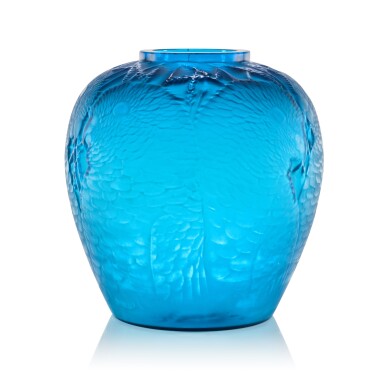 View full screen - View 1 of Lot 12. Alicante vase, designed in 1927.