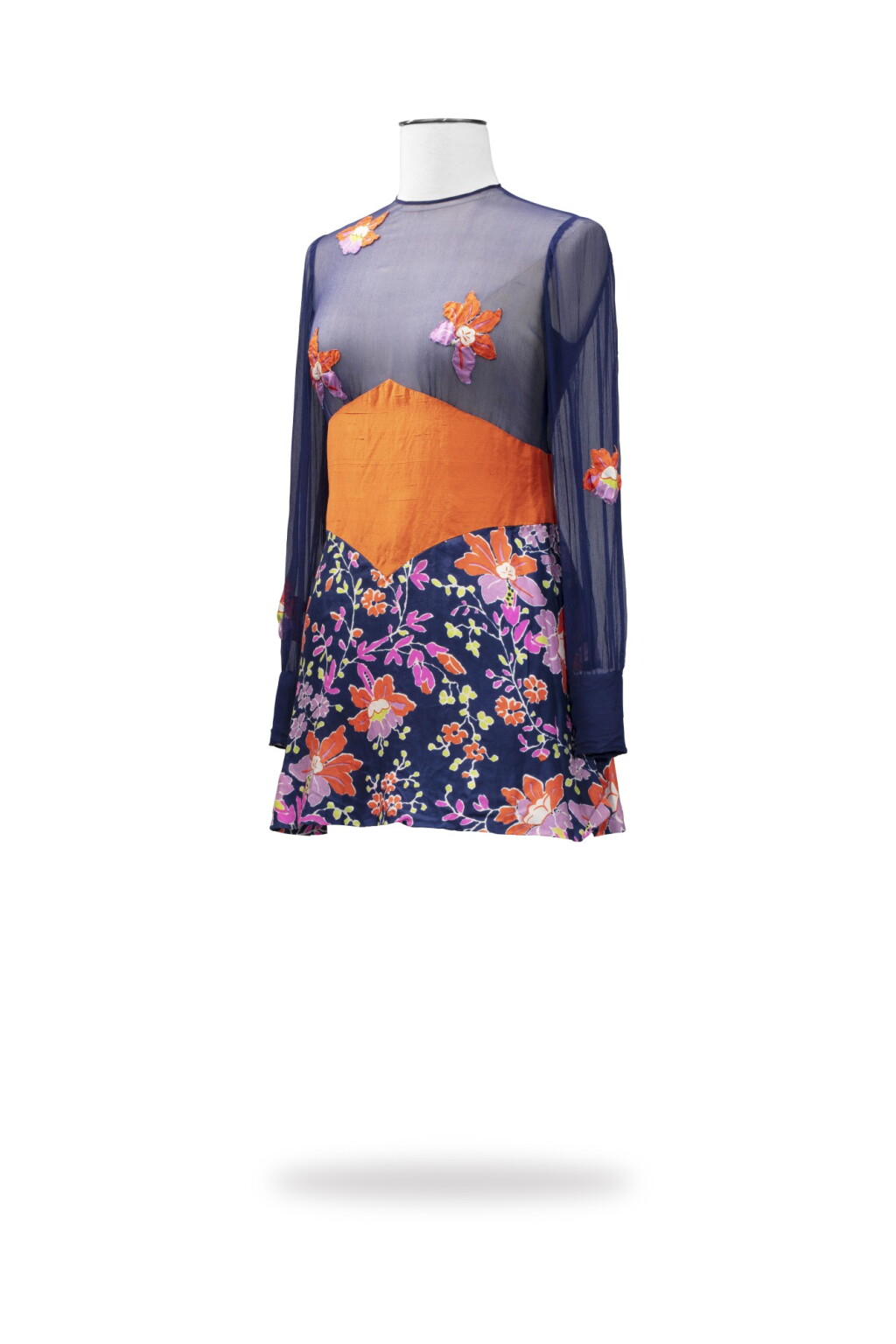 View full screen - View 1 of Lot 23. Marina Lante della Rovere, Spring-Summer 1971, Printed muslin tunic | Tunique en mousseline imprimée.