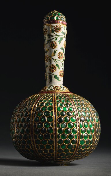 View full screen - View 1 of Lot 456. A MUGHAL GEM-SET AND ENAMELLED GOLD FLASK (SURAHI), NORTH INDIA, LATE 17TH/EARLY 18TH CENTURY.