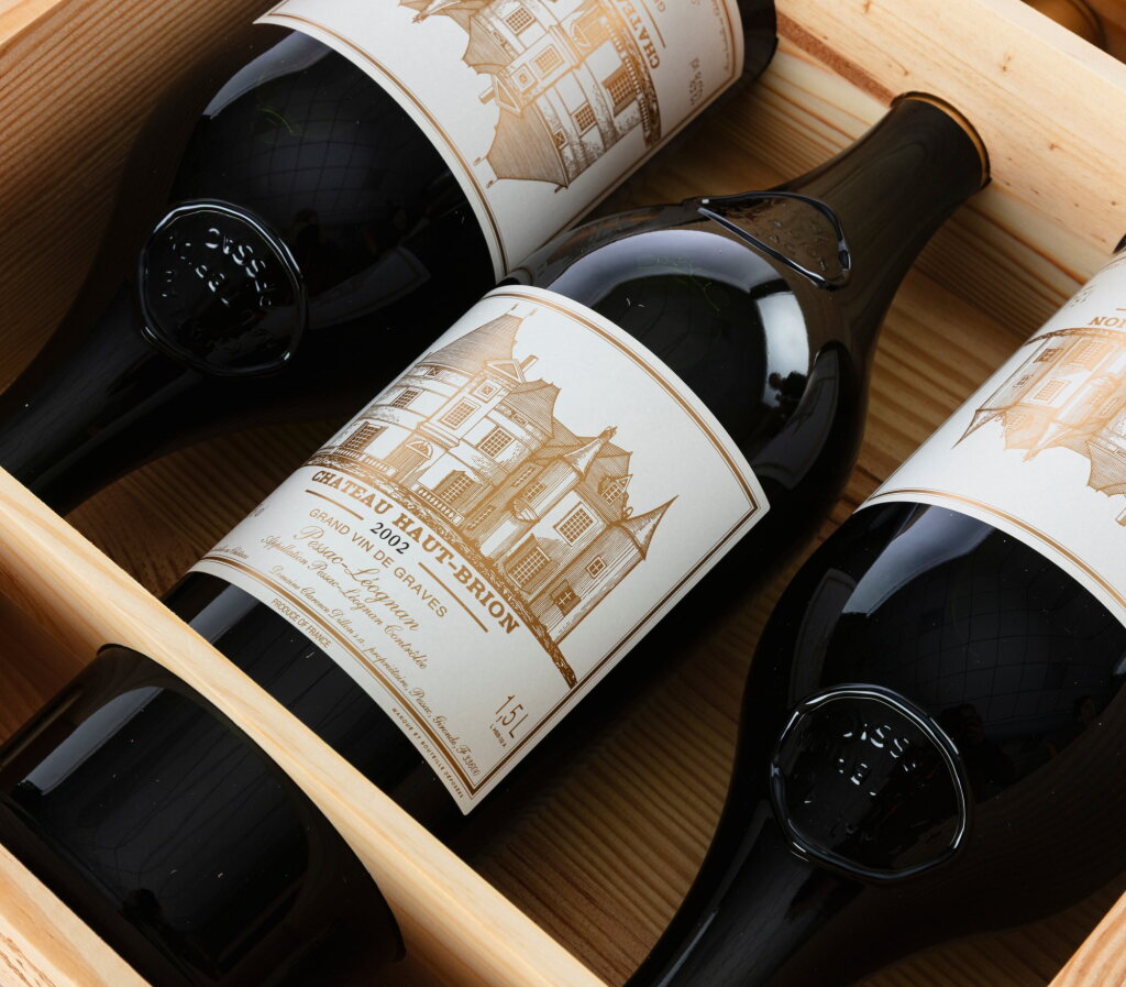 View full screen - View 1 of Lot 490. Château Haut-Brion Blanc 2002 (6 MAG).