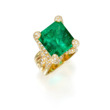 View full screen - View 1 of Lot 47. Henry Dunay | Gold, Emerald and Diamond Ring.