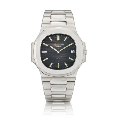 View full screen - View 1 of Lot 2117. Nautilus "Jumbo", Reference 3700 | A stainless steel bracelet watch with date and tropical dial, Retailed by Beyer, Made in 1977 | 百達翡麗 | Nautilus "Jumbo" 型號3700 | 精鋼鏈帶腕錶,備日期顯示及棕式錶盤,由Beyer發行,1977年製.