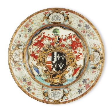 View full screen - View 1 of Lot 736. A CHINESE EXPORT ARMORIAL PLATE, QING DYNASTY, QIANLONG PERIOD, CIRCA 1743.
