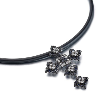 View full screen - View 1 of Lot 568. Diamond and Sapphire Pendent Necklace | 鑽石 配 藍寶石 項鏈.