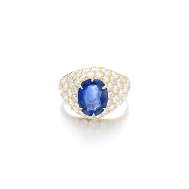 View full screen - View 1 of Lot 1226. Sapphire and diamond ring.