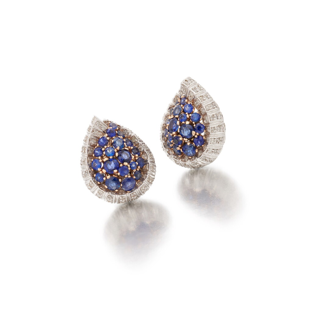 View full screen - View 1 of Lot 50. PAIR OF SAPPHIRE AND DIAMOND EARRINGS (PAIO DI ORECCHINI IN ZAFFIRI E DIAMANTI).