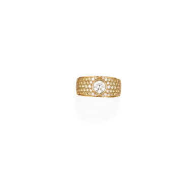 View full screen - View 1 of Lot 165. BAGUE DIAMANTS, "MOT D'AMOUR", MELLERIO | DIAMOND RING, 'MOT D'AMOUR', MELLERIO.