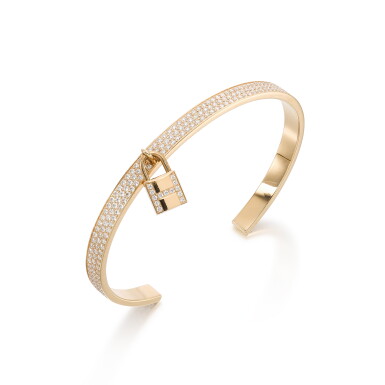 View full screen - View 1 of Lot 149. Kelly Cadenas Diamond Bangle.