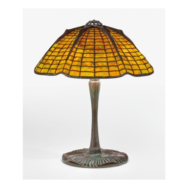 View full screen - View 1 of Lot 3. TIFFANY STUDIOS | "SPIDER" TABLE LAMP.
