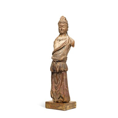 View full screen - View 1 of Lot 175. A polychrome decorated wood figure of a Bodhisattva, Tang / Song dynasty.