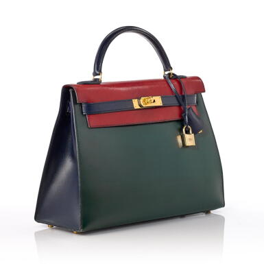 View full screen - View 1 of Lot 161. Rouge H, Vert Foncé and Navy Blue Tri Color Box Sellier Kelly 32 Gold Hardware,1993 (Borsa tri color box Sellier Kelly 32, 1993).