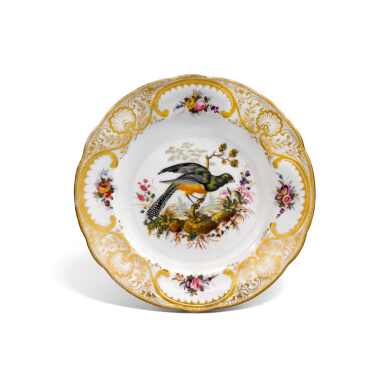 View full screen - View 1 of Lot 186. Three Nantgarw plates, circa 1820.