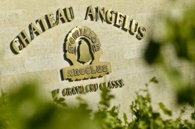 View full screen - View 1 of Lot 465. Angelus 1995 (12 BT).