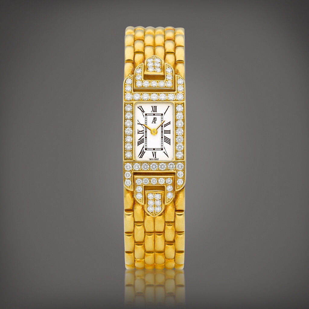 View full screen - View 1 of Lot 8865. Charleston | A yellow gold and diamond-set bracelet watch, Circa 1990 | Charleston | 黃金鑲鑽石鏈帶腕錶,約1990年製.