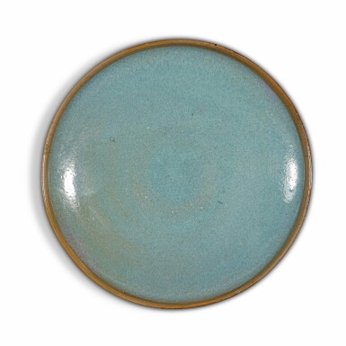View full screen - View 1 of Lot 730. A 'Jun' blue-glazed dish, Song - Yuan dynasty | 宋至元 鈞窰天藍釉盤.