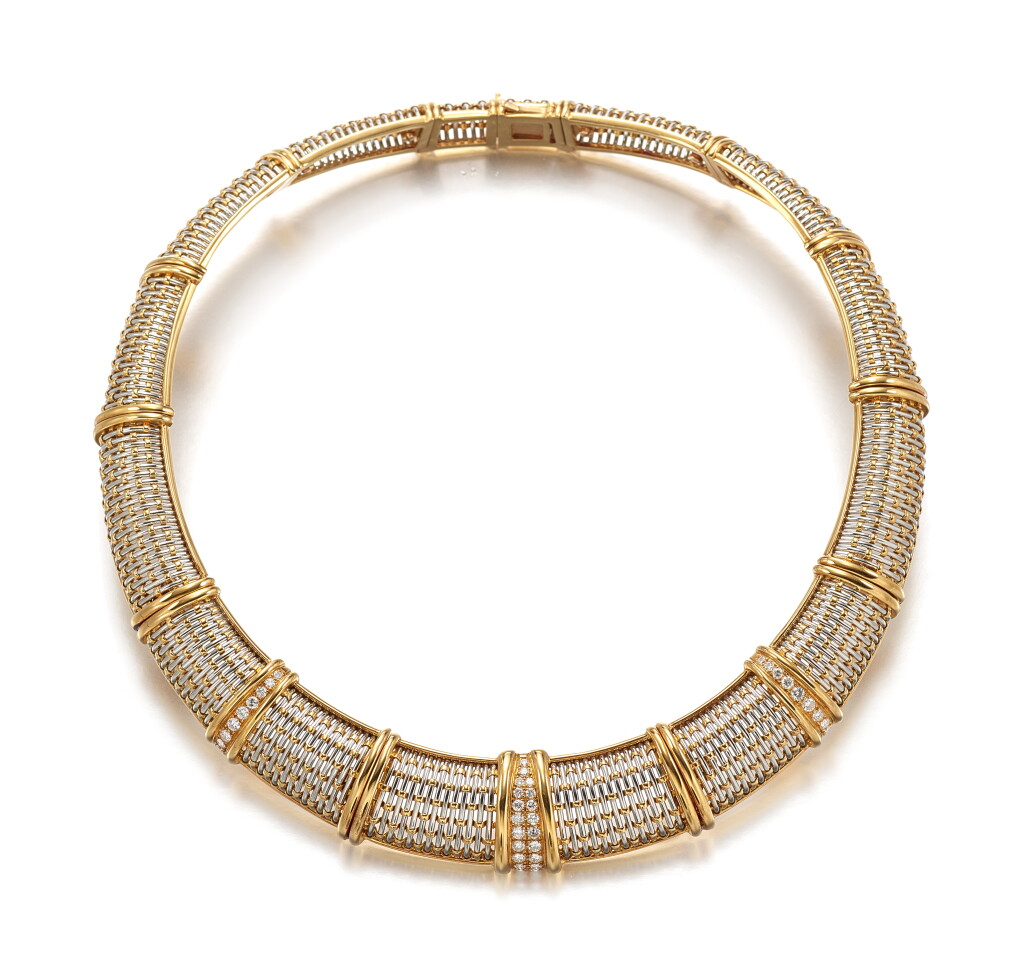 View full screen - View 1 of Lot 9115. GOLD, STEEL AND DIAMOND CHOKER NECKLACE, CARTIER | K金 配 鋼 及 鑽石 項圈, 卡地亞(Cartier).