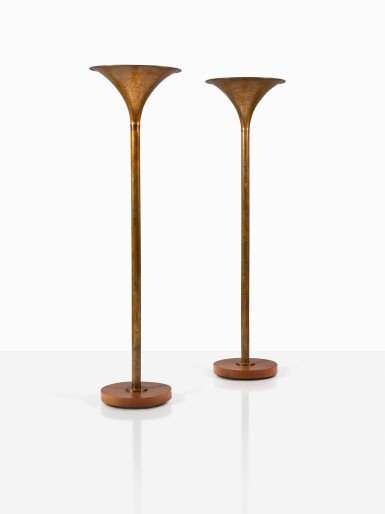 View full screen - View 1 of Lot 7. Paire de lampadaires.