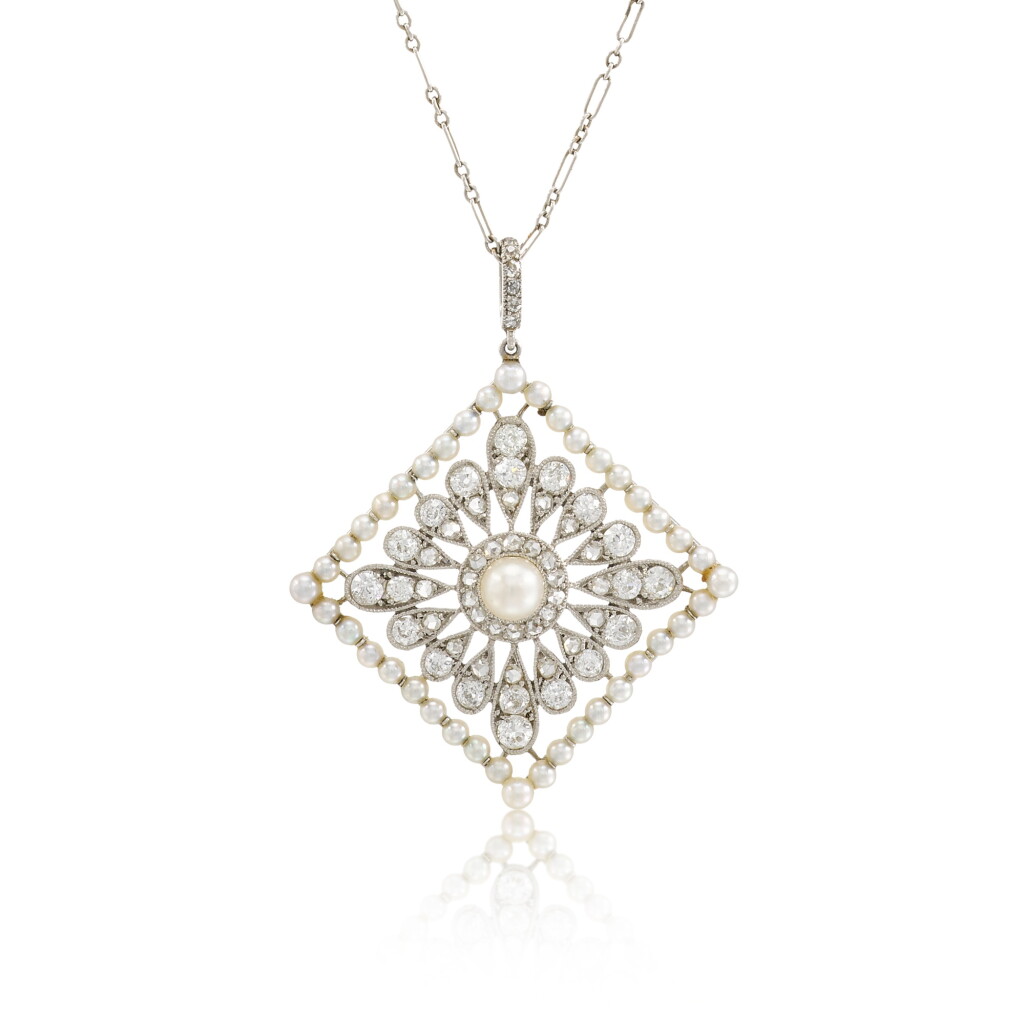 全萤幕检视 - 查看69Pearl and Diamond Pendant的1