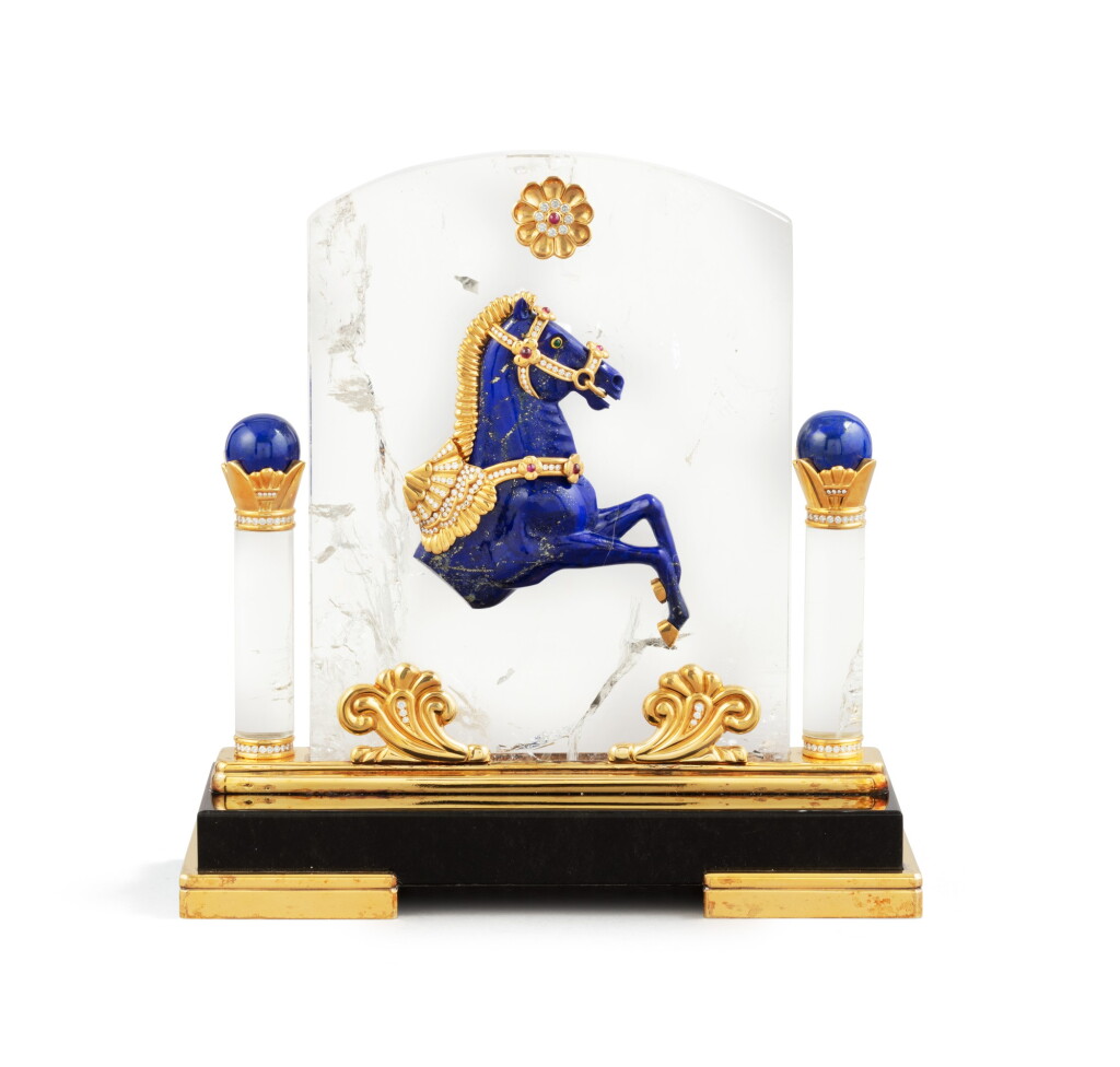 全螢幕檢視 - 查看24A French silver-gilt, gold, rock-crystal, obsidian and lapis sculpture "Bucéphale, Chevaux de légende", Mellerio, Paris, 1998 | Sculpture en lapis, pierre dure, or, vermeil et cristal de roche, "Bucéphale, Chevaux de légende", par Mellerio, Paris, 1998的1