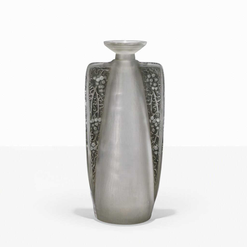 View full screen - View 1 of Lot 80. RENÉ LALIQUE | "OREILLES GRAVÉES" CARAFE, MARCILHAC NO. 3151.