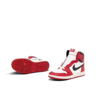View full screen - View 1 of Lot 6. Nike Air Jordan 1 High OG (1985) ‘Chicago’ | Size 8.5 .