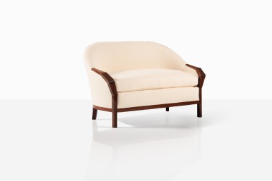 View full screen - View 1 of Lot 18. Canapé.