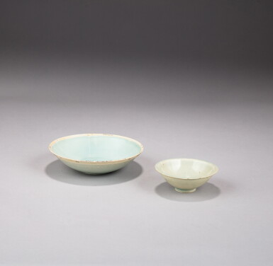 View full screen - View 1 of Lot 6. A Qingbai lobed cup and a Qingbai bowl, Song dynasty | 宋 青白釉花口盃及青白釉盌一組兩件.
