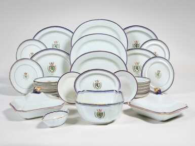 View full screen - View 1 of Lot 667. A Chinese Export American Market 'Morgan' Armorial Part Dinner Service, Qing Dynasty, Qianlong Period, circa 1785 | 清乾隆 約1785年 粉彩描金摩根家族紋章圖餐具一組.