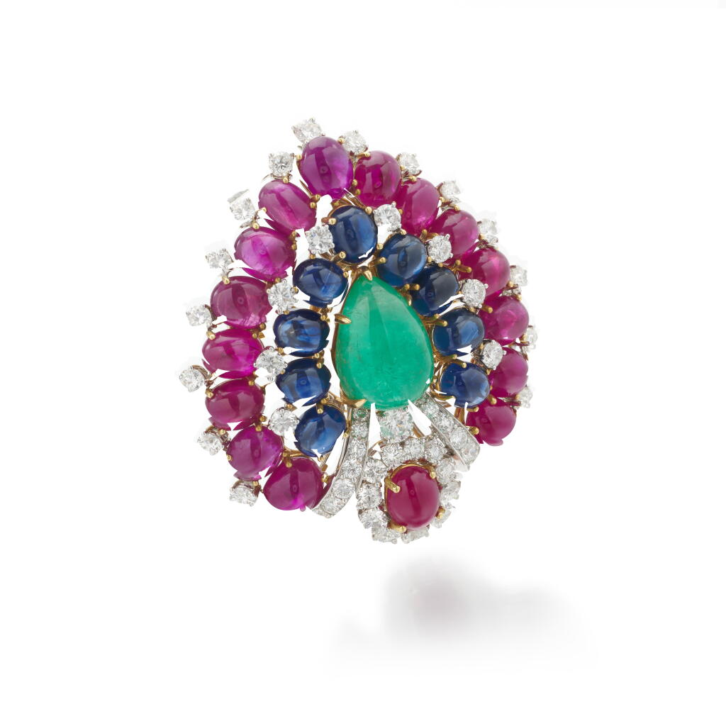 View full screen - View 1 of Lot 239. Gem set brooch | Spilla gem-set .