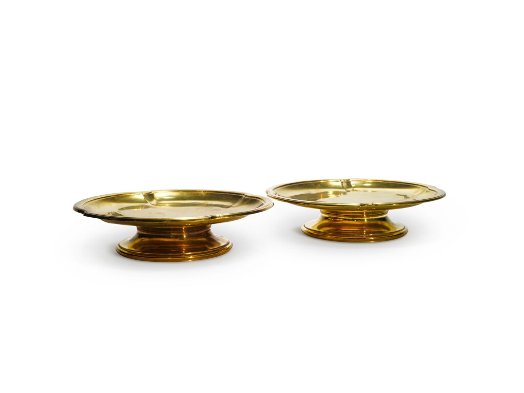 View full screen - View 1 of Lot 30. Pair of Tazzas.