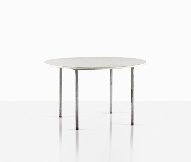 View full screen - View 1 of Lot 22. Table, pièce unique.