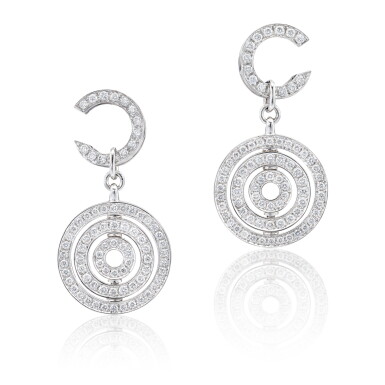 View full screen - View 1 of Lot 1942. ‘Astrale‘ Pair of Diamond Earrings | 寶格麗 | ’Astrale‘ 鑽石 耳環一對.