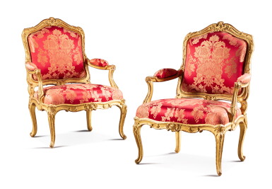 View full screen - View 1 of Lot 365. A pair of Louis XV giltwood armchairs à chassis, attributed to Jean-Baptiste Tilliard, circa 1750 | Paire de fauteuils à châssis en bois sculpté et redoré d'époque Louis XV, attribués à Jean-Baptiste Tilliard, vers 1750.