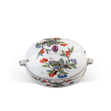 View full screen - View 1 of Lot 574. A Meissen porcelain 'Schmetterlings'-pattern two-handled oval butter box and cover, circa 1735.