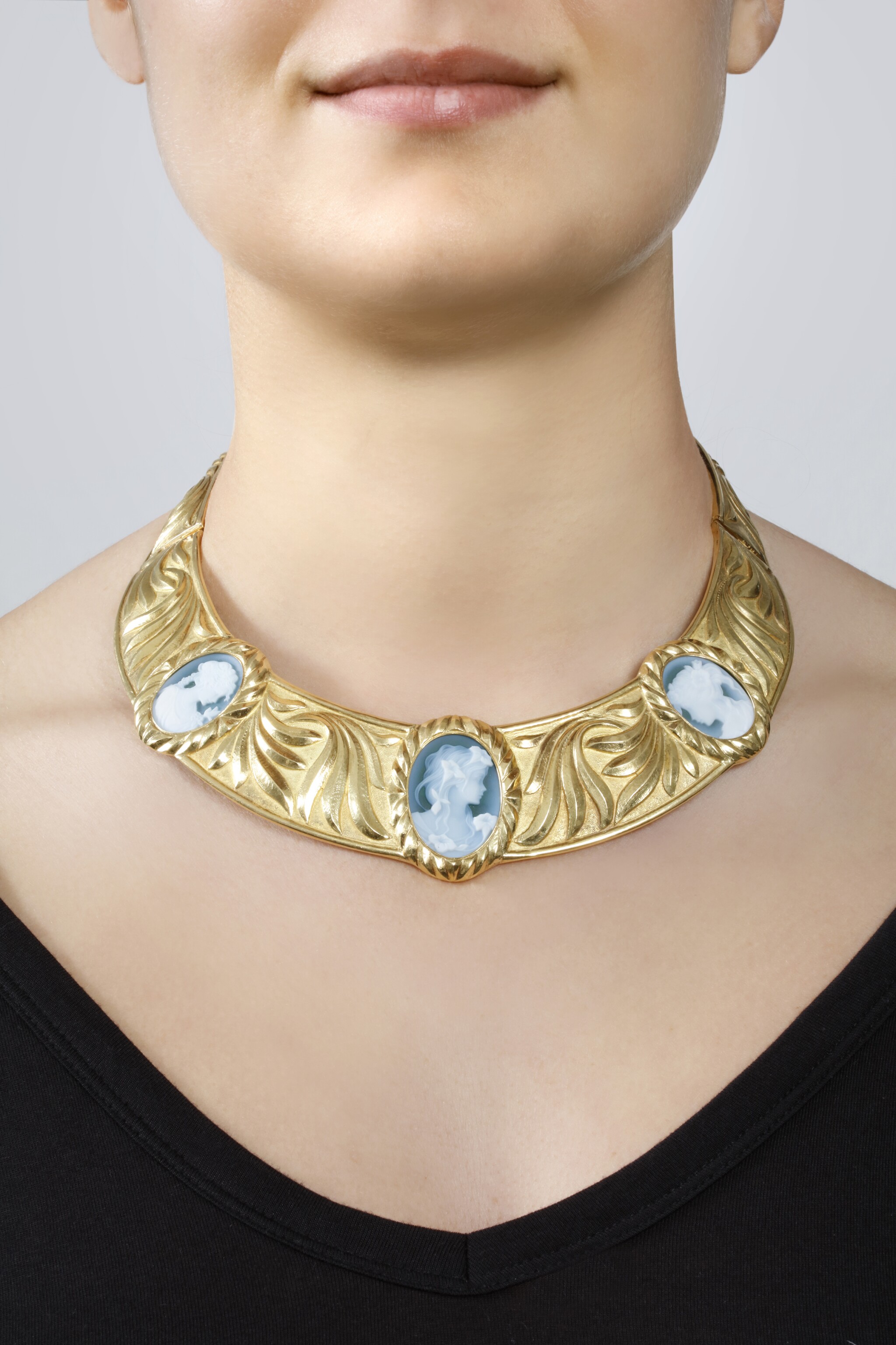 GOLD AND CAMEO NECKLACE Fine Jewels Jewellery Sotheby's