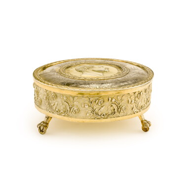 View full screen - View 1 of Lot 215. A remarkable Victorian silver-gilt multi-compartment table snuff box, David Pettifer, Birmingham, 1851.