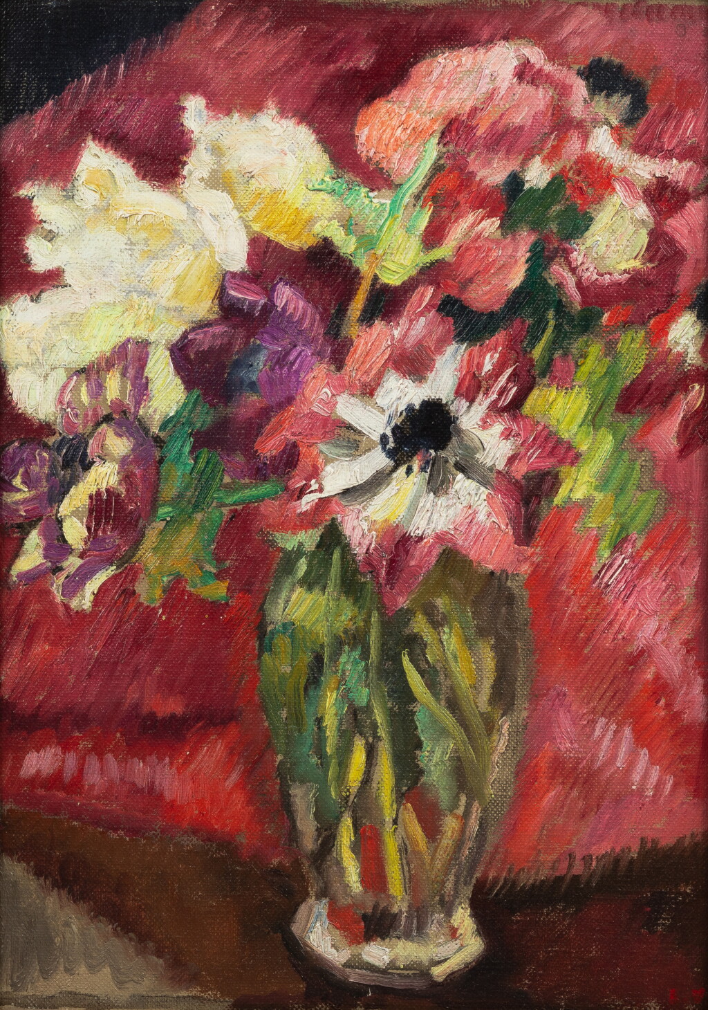 View full screen - View 1 of Lot 299. Bouquet au vase de crystal .