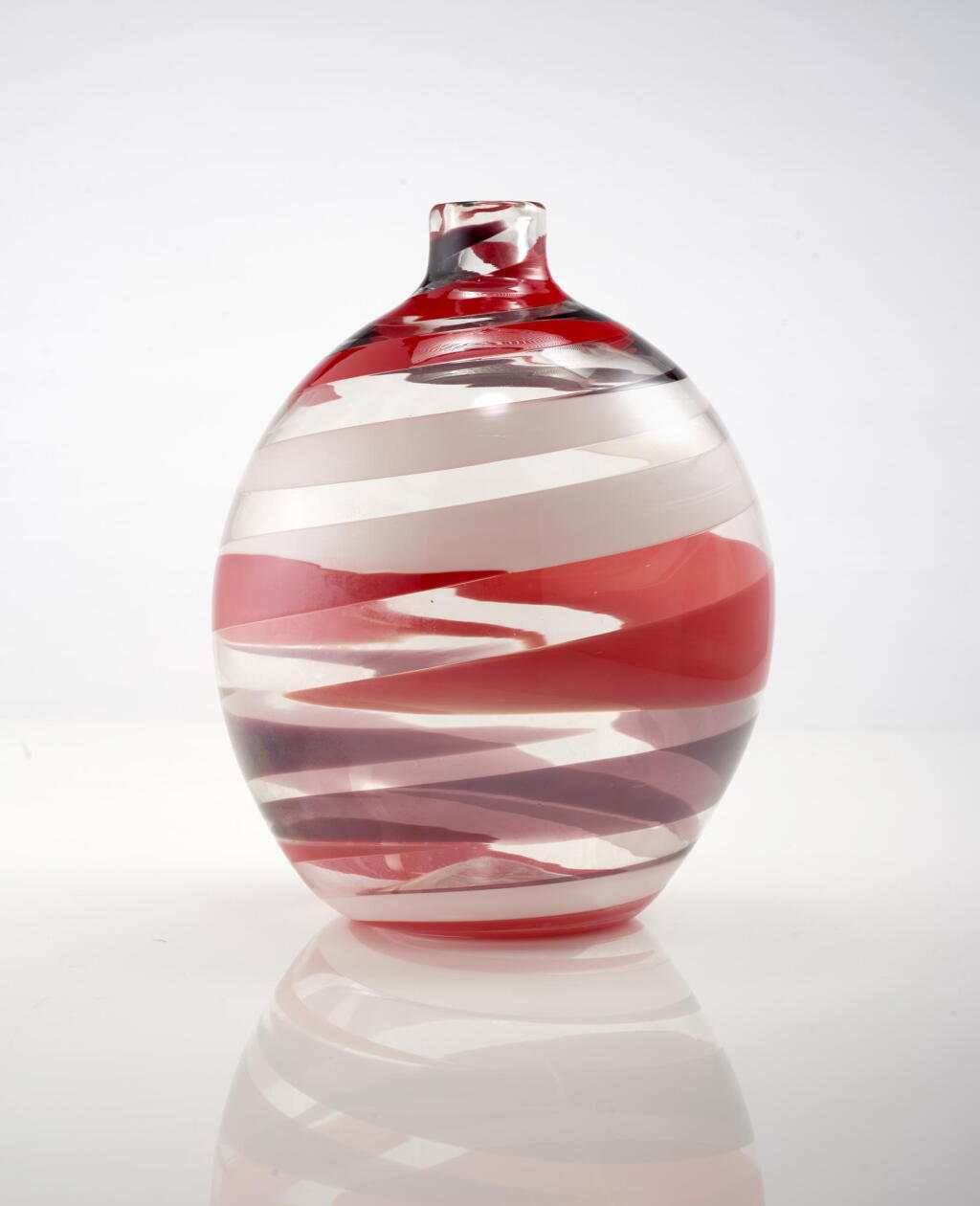 View full screen - View 1 of Lot 29. “Pennellate” vase .