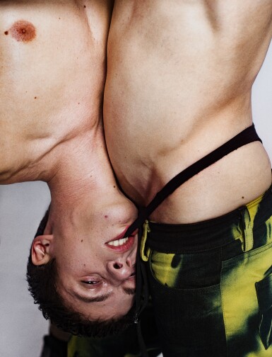 View full screen - View 1 of Lot 4. Floss.