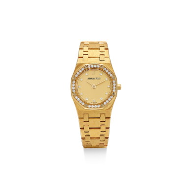 View full screen - View 1 of Lot 358. AUDEMARS PIGUET | ROYAL OAK, A YELLOW GOLD AND DIAMOND-SET BRACELET WATCH, CIRCA 1995.