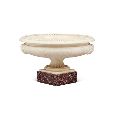 View full screen - View 1 of Lot 1852. An Italian White Marble Tazza, Second Quarter 19th Century.