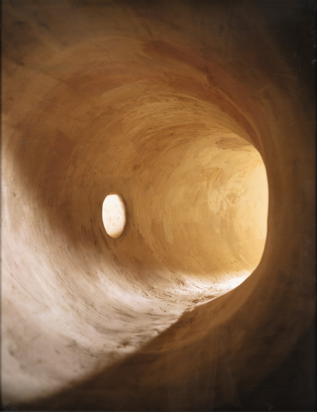 全螢幕檢視 - 查看40JAMES CASEBERE | TUNNEL WITH BRIGHT HOLE, 1998的1