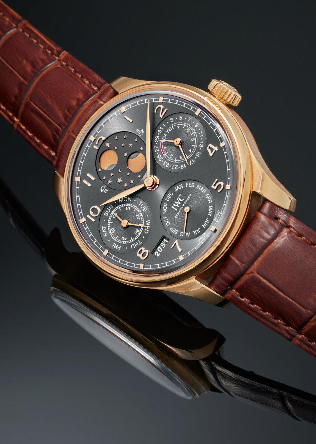 全萤幕检视 - 查看25Reference IW5034-04 Portugieser Perpetual Calendar | A limited edition pink gold automatic perpetual calendar chronograph wristwatch with digital date, month, and leap-year indication, Circa 2016的1