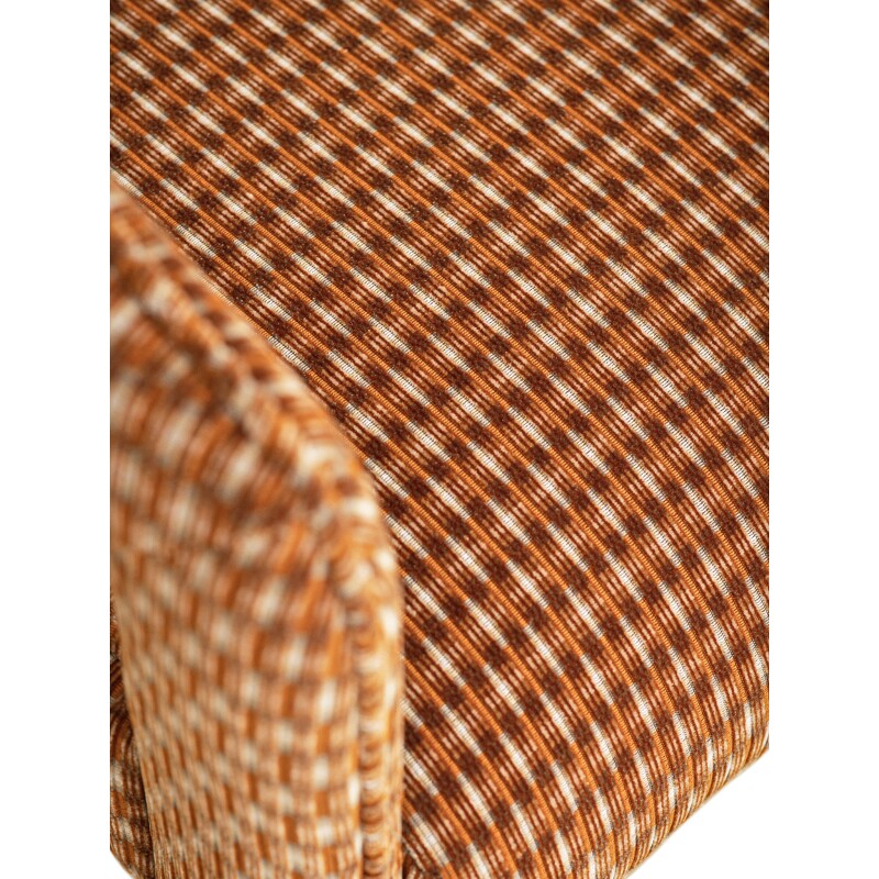 Cover image 0