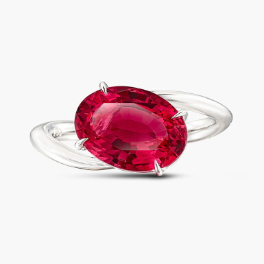 View full screen - View 1 of Lot 1360. Spinel Ring | 4.06克拉 尖晶石 戒指.