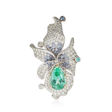 View full screen - View 1 of Lot 1612. Paraíba-type Tourmaline, Sapphire and Diamond Ring | 3.63克拉「莫桑比克」帕拉伊巴碧璽 配 藍寶石 及 鑽石 戒指.